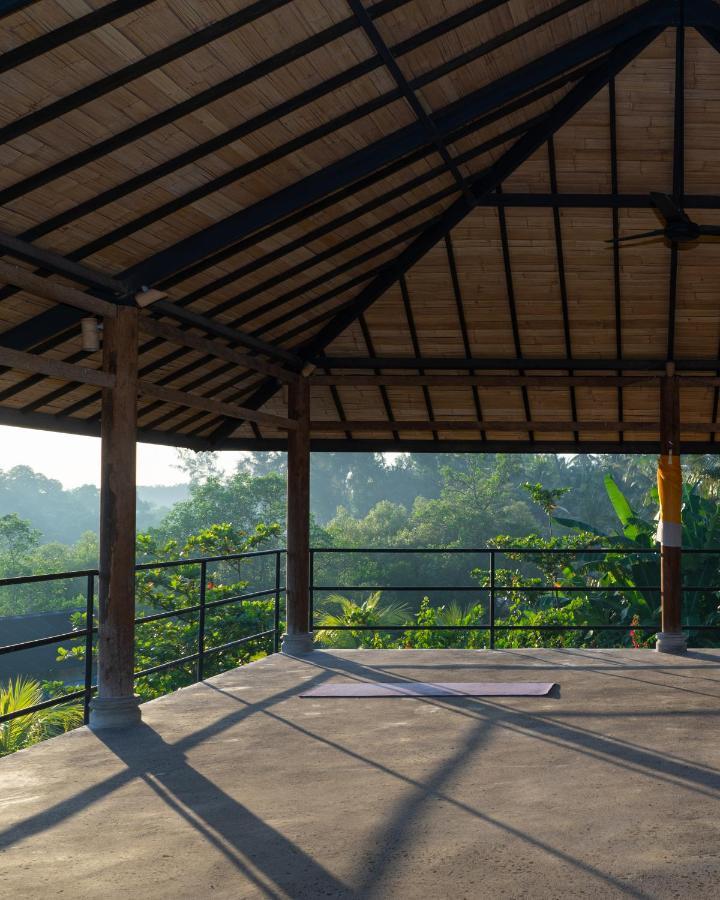Mangroove Bay Boutique Hostel Banyuwedang Dış mekan fotoğraf