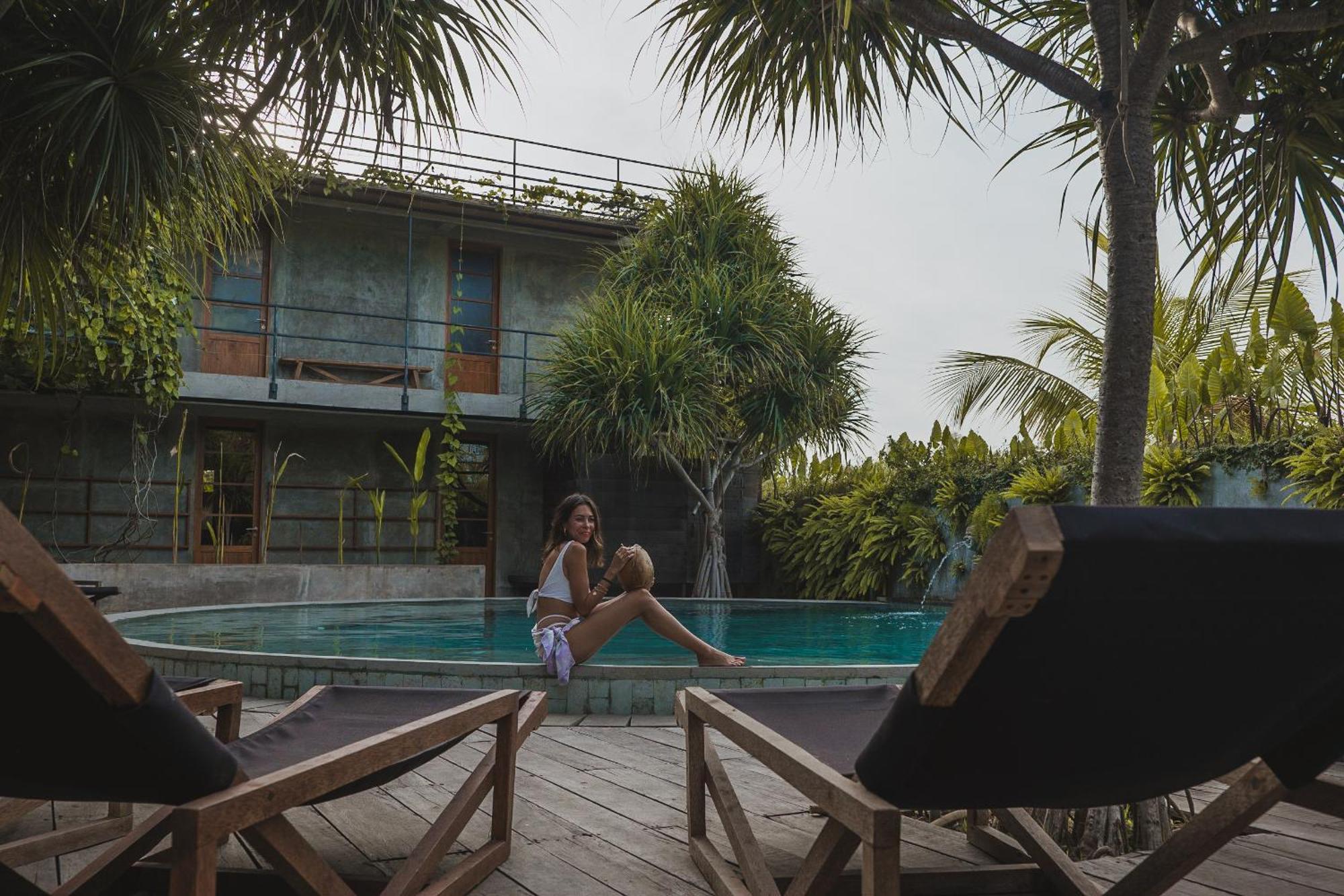 Mangroove Bay Boutique Hostel Banyuwedang Dış mekan fotoğraf